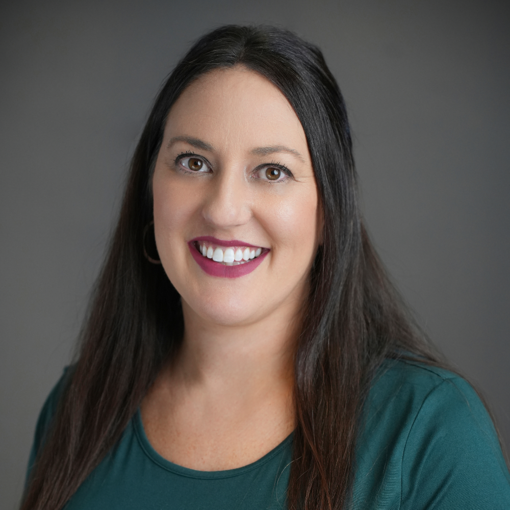 Kathleen Cox Headshot